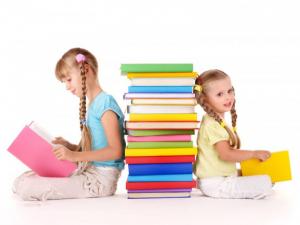 дівчатка і книги