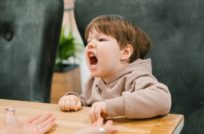Поради батькам, як не соромитися за поведінку дитини