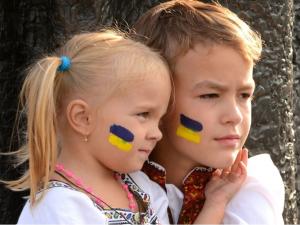 як навчити дитину говорити українською